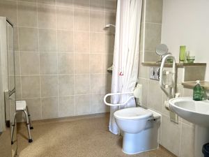 Photo 26- click for photo gallery